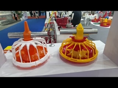 Peralatan winch feed line mesin pengumpan otomatis penuh untuk peternakan ayam dan bebek di gudang besar